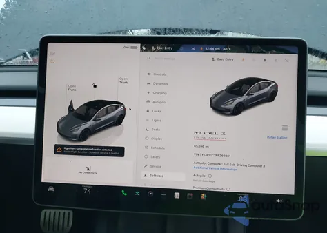 2022 Tesla Model 3 Performance Dual Motor All-Wheel Drive from USA, damaged, VIN 5YJ3E1EC2NF269861